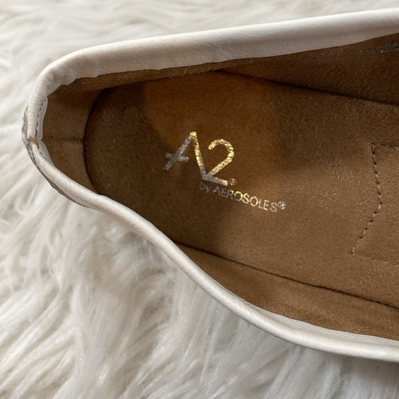 A2 by Aerosoles Trend Right White Faux Leather Cut-Out Slip On Loafers Size 9.5 - Picture 11 of 12